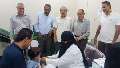 صحة عدن تدشن حملة الفحص الصحي المجاني للأطفال بخورمكسر