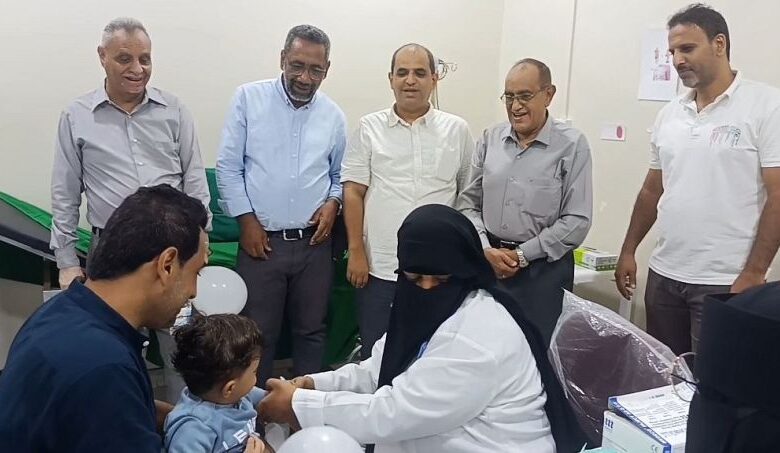 صحة عدن تدشن حملة الفحص الصحي المجاني للأطفال بخورمكسر