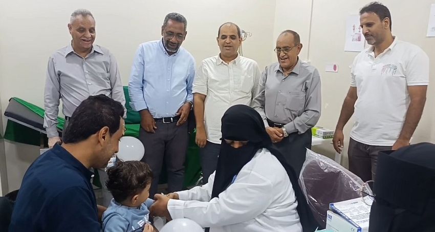 صحة عدن تدشن حملة الفحص الصحي المجاني للأطفال بخورمكسر