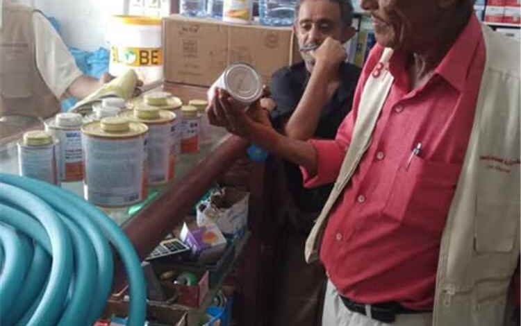 صناعة خورمكسر" يُسجّل انضباطاً تجارياً كلياً خلال جولات رقابية شملت 3 أحياء بالمديرية