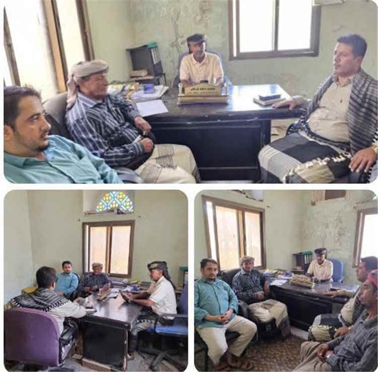 صناعة سقطرى والغرفة التجارية يناقشان تعزيز المخزون الاستراتيجي وتدفق السلع الأساسية