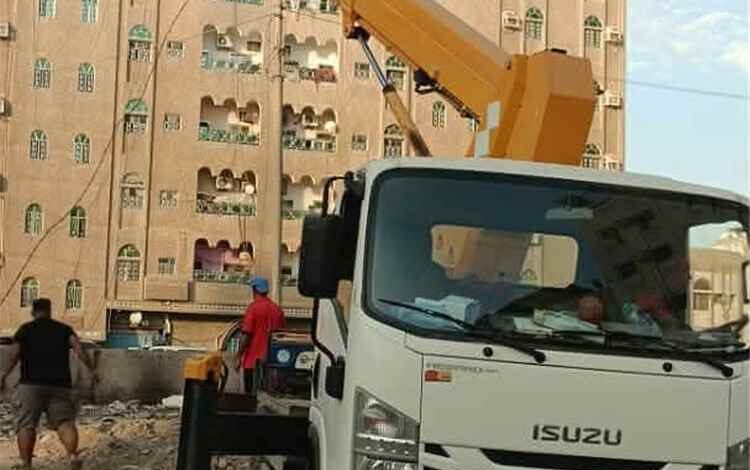 صيانة إنارة الحديقة خلف مستشفى الوالي في المنصورة استجابة لمطالب الأهالي.
