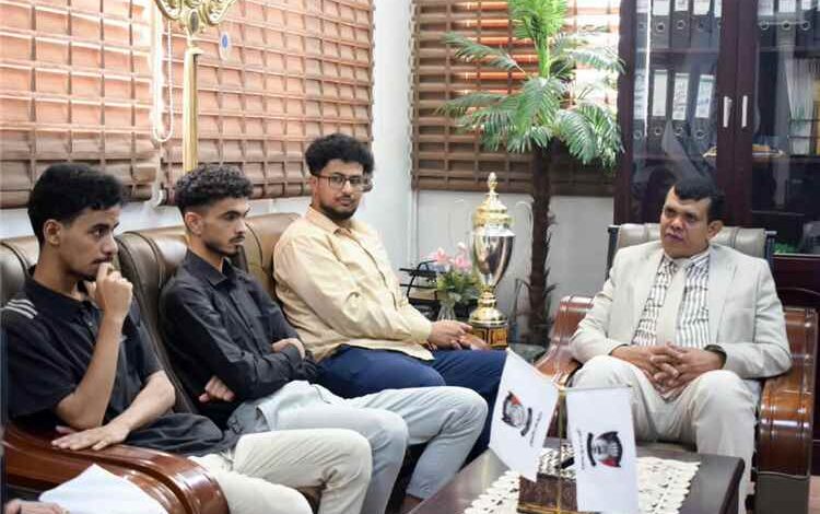 طب الأسنان بجامعة عدن.. شراكة طلابية نحو بيئة جامعية فاعلة