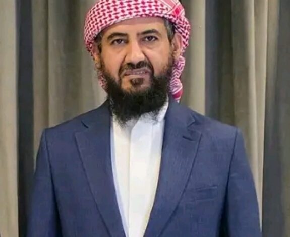 عضو في مجلس القيادة يكرس للإنفصال ويحتفي بـ ''الجيش الجنوبي''