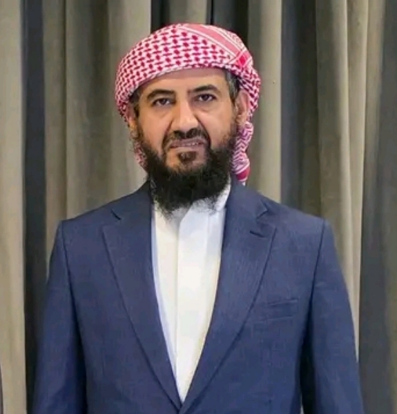 عضو في مجلس القيادة يكرس للإنفصال ويحتفي بـ ''الجيش الجنوبي''
