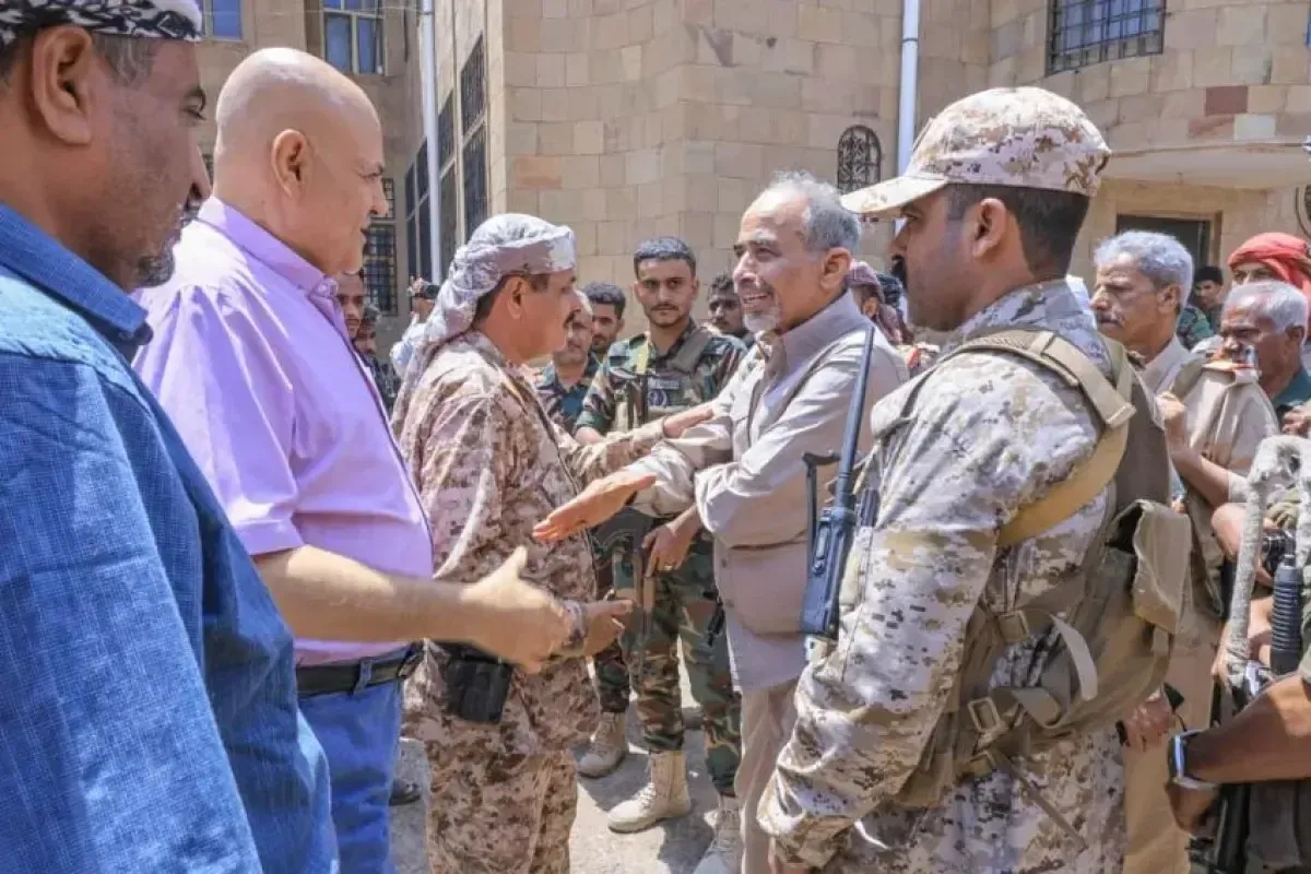 في تعز .. الفريق الصبيحي يتفقد جبهات المحافظة ويؤكد دعم القيادة للقوات واستعادة الدولة