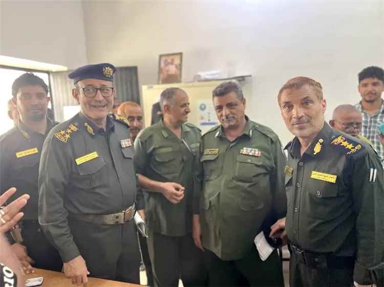 لجنة ميدانية من مصلحة الأحوال المدنية تتفقد مركز الشيخ عثمان وتشدّد على الانضباط وتطوير الخدمات الرقمية