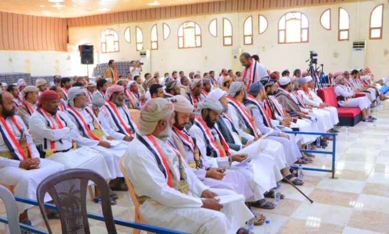 لقاء موسع بمأرب يدعو لتعزيز التلاحم الوطني خلف مجلس القيادة ويدين جرائم المليشيات الحوثية بحق المدنيين