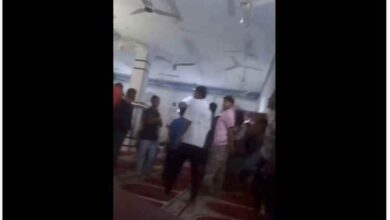 متطرف يهدد بتفجير قنبلة يدوية في مسجد بعدن والاهالي يناشدون الأمن ضبطه