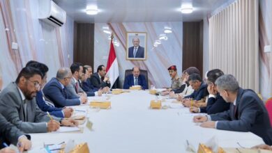 مجلس الوزراء يناقش تداعيات التصعيد الحوثي ويتخذ عدد من الإجراءات لتعزيز الاستجابة الحكومية للتطورات