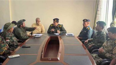 مدير أمن أبين العميد الهارش يعقد اجتماعًا أمنيًا مع الوحدات الأمنية وقيادة قوات الأمن الوطني بالمحافظة
