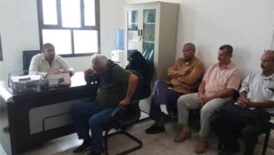 مدير تربية خورمكسر يناقش مستوى الأداء التعليمي بالمديرية ويشدد على النزول الميداني للمدارس