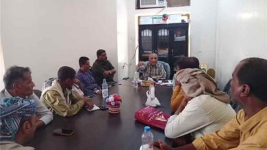 مدير عام الشؤون الاجتماعية والعمل بأبين يلتقي لجنة تعويض الصيادين ويؤكد أهمية الشفافية والعدالة