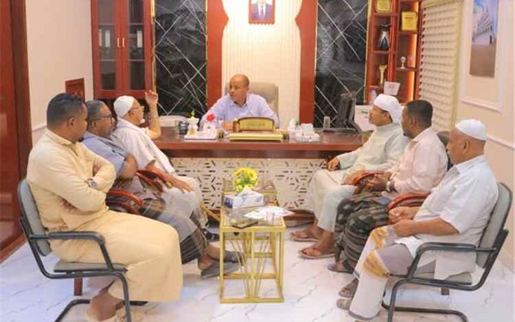 مدير عام سيئون يطلع على ترتيبات حافة الحوطة بمدينة سيئون لتدشين فعاليات (مطلع المطالع) السنوي 1448هـ - 2026م.