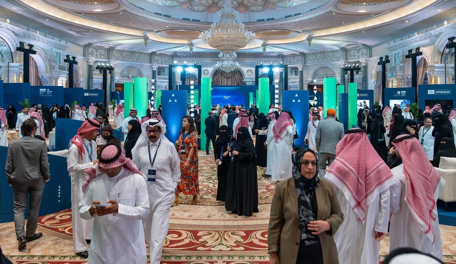 معرض منتدى اليونسكو.. ابتكارات الطلاب في مواجهة الذكاء الاصطناعي