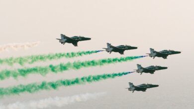 من السماء إلى البحر.. عروض عسكرية تحتفي باليوم الوطني في الرياض وجدة والخبر