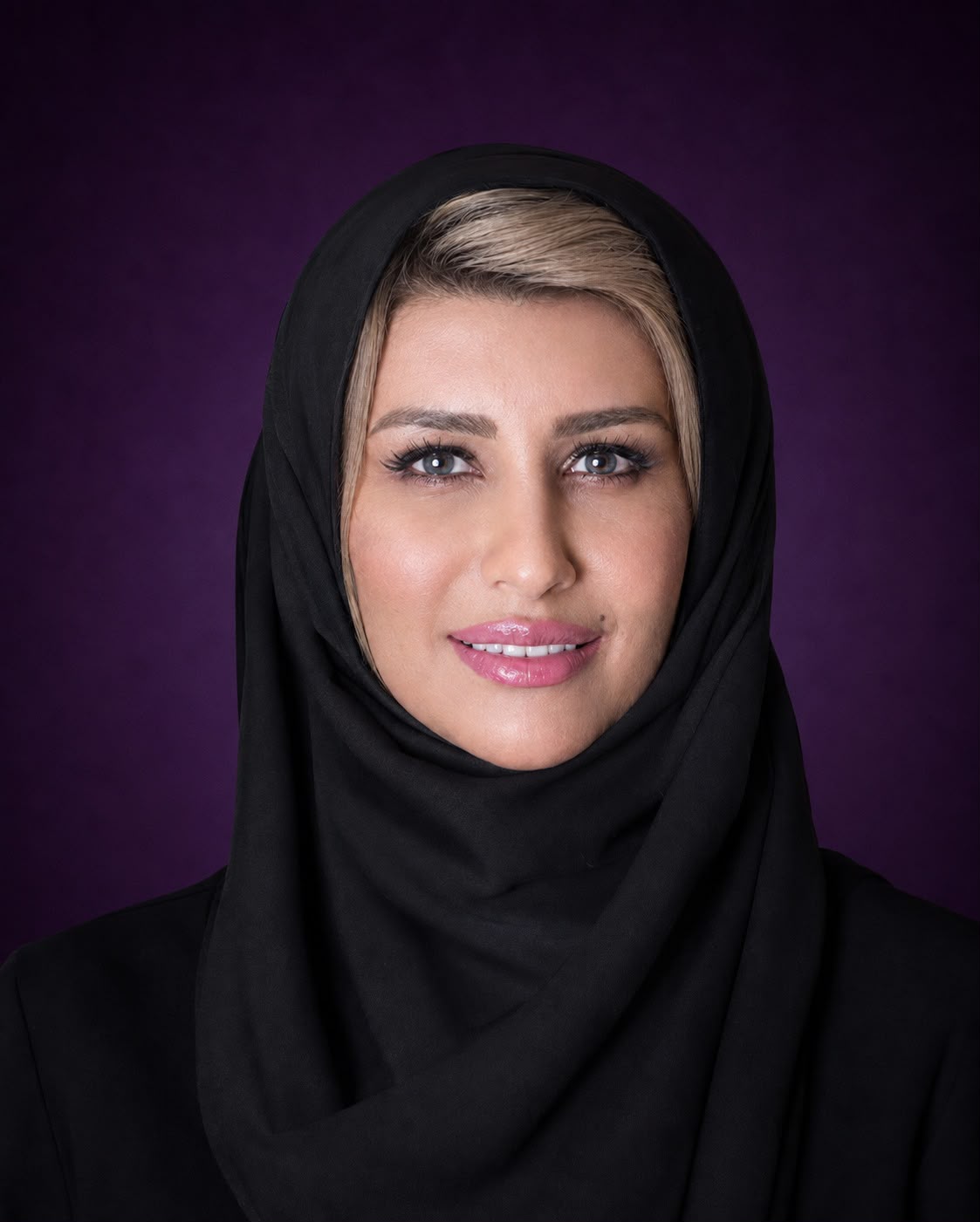 من مجموعة العائلة إلى الرأي العام… هل واتساب أقوى من الترند؟