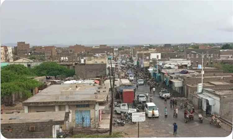 منتسبو اللواء 111 بأحور يناشدون مالية الجيش: "معاناتنا تتضاعف بسبب غياب وكيل بنك عدن