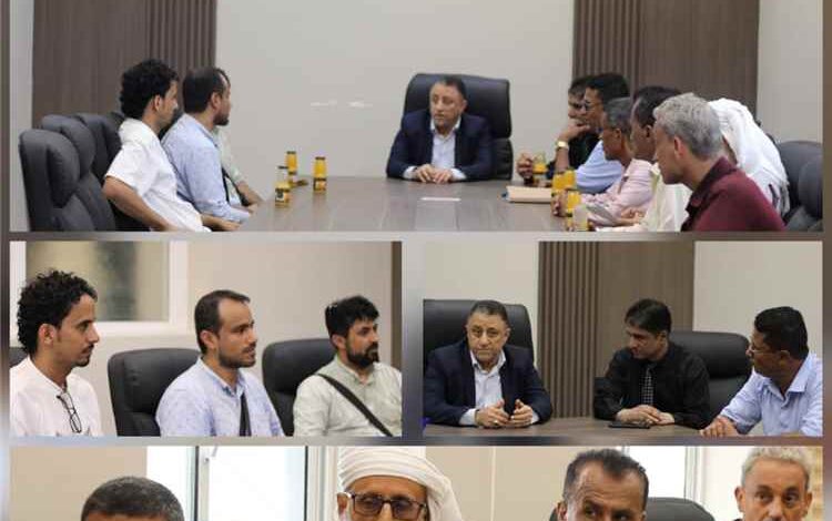 نائب محافظ أبين الحامد يترأس اجتماعاً لتنسيق الاستجابة التعليمية الطارئة مع “طفل الحرب الكندية” و“بناء للتنمية”