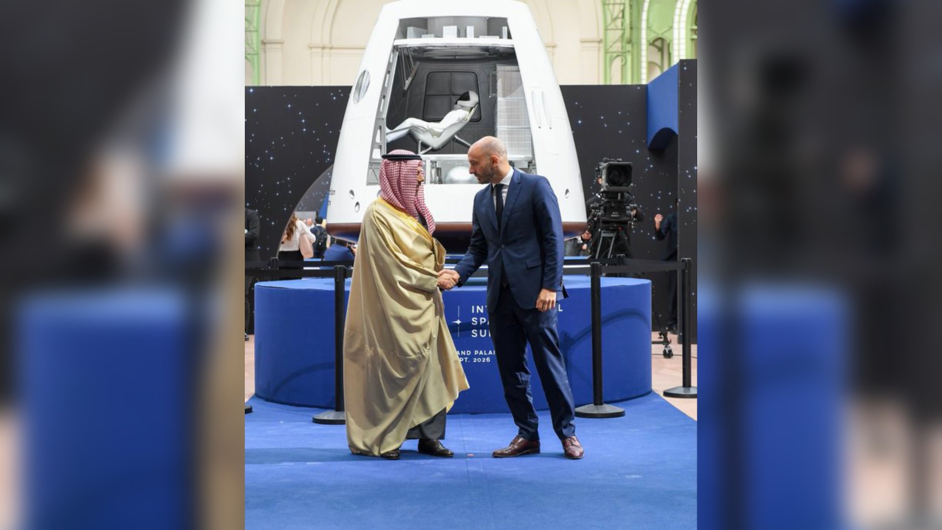 نيابة عن ولي العهد.. وزير الخارجية يشارك في القمة الدولية للفضاء بباريس
