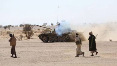 هجوم مباغت يهز الجوف.. القوات الحكومية تطوق معسكر لبنات وتقترب من الحزم