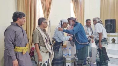 هشلة ينظم مجلس عزاء في وفاة عمه المناضل الشيخ صالح هشلة المصعبي ونجله وائل