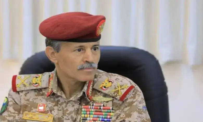 وردنا | استهدفت اجتماع قيادي رفيع المستوى برئاسته | أنباء متواترة عن ضربة جوية كاسحة أطاحت بوزير دفاع الحوثيين (العاطفي) بالبرح