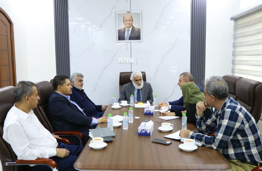 وزير التخطيط يبحث مع مسؤولين أمميين تعزيز الاستجابة الإنسانية للنازحين