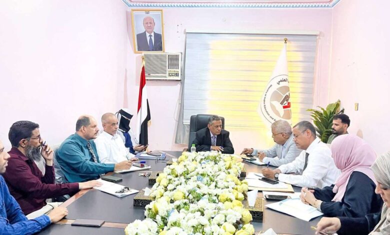 وزير التعليم العالي يترأس اجتماعاً بقطاع الشؤون التعليمية للوقوف على مستوى الإنجاز والخطط التنفيذية الجارية