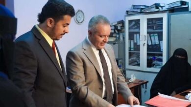 وزير الشؤون الاجتماعية والعمل يتفقد عمل مكتب الشؤون الاجتماعية والعمل ويشيد بأداء مكتب الوزارة بعدن ويؤكد أهمية تعزيز خدماته للمواطنين.