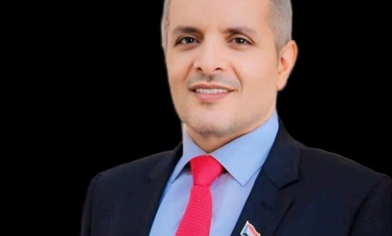 وزير الشؤون الاجتماعية والعمل يهنئ القيادة والشعب السعودي بمناسبة اليوم الوطني للمملكة