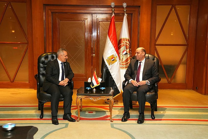 وزير الشؤون الاجتماعية يبحث مع نظيره المصري تعزيز التعاون في مجالات التشغيل وتأهيل العمالة
