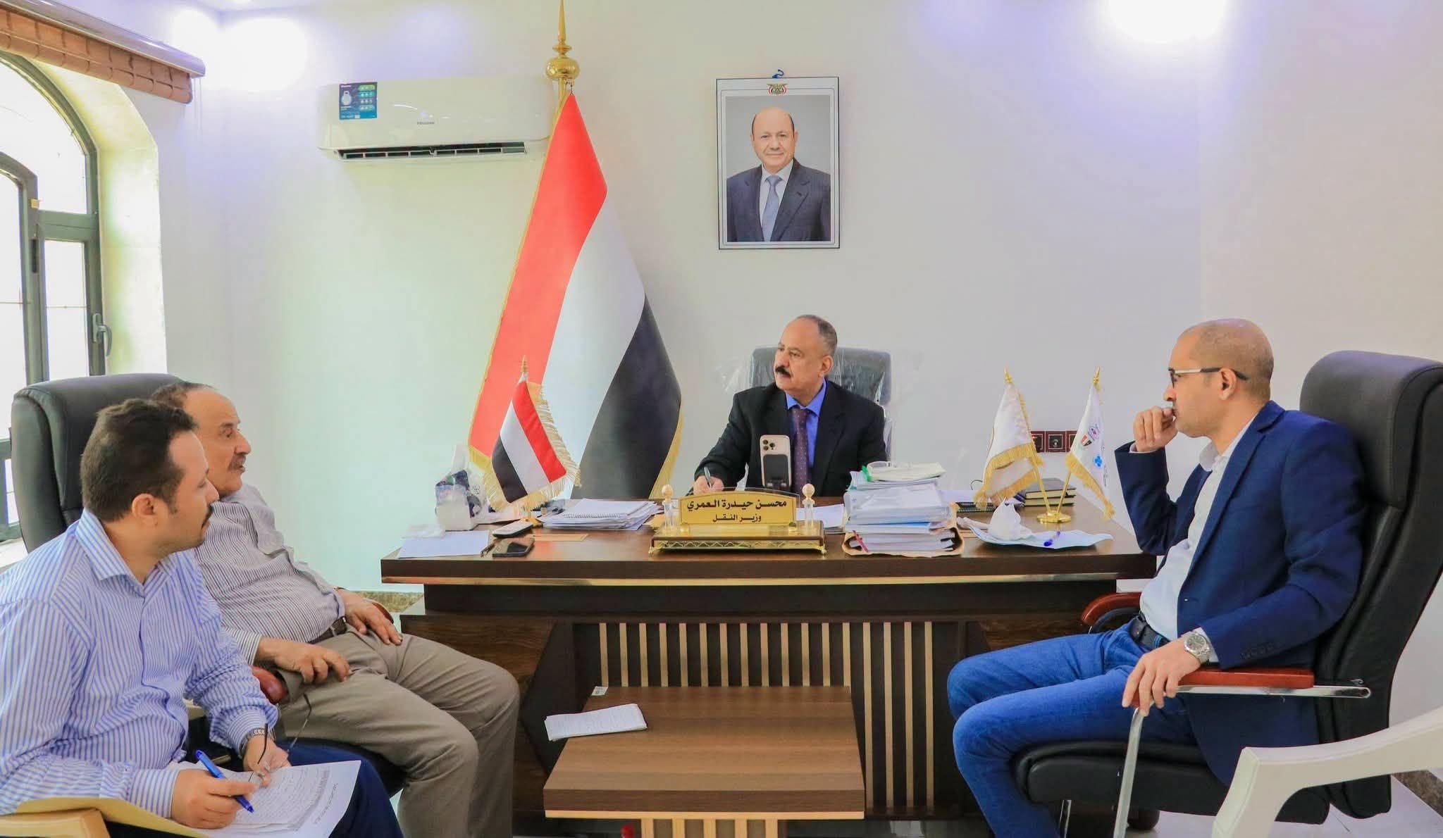 وزير النقل: لن نقبل بأي ممارسات غير قانونية بحق التجار أو تأخير بضائعهم