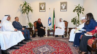 وزيرة الخارجية تبحث مع الهلال الأحمر الكويتي توسيع التعاون الإنساني في اليمن