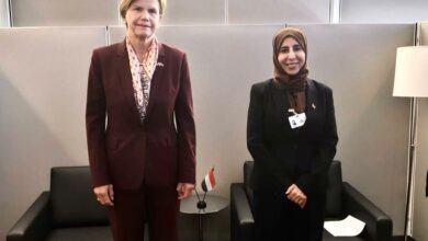 وزيرة الخارجية تستعرض مع نظيرتها اللاتفية تداعيات تصعيد مليشيات الحوثي على أمن اليمن والمنطقة