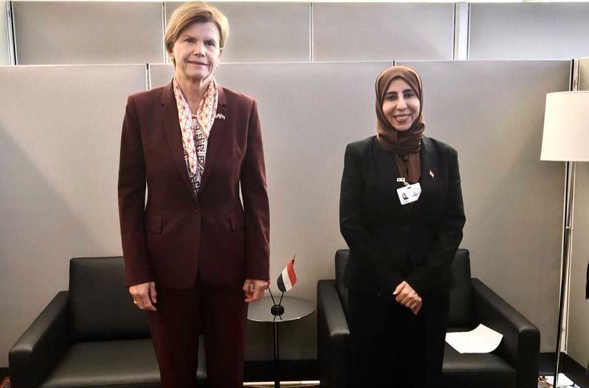 وزيرة الخارجية تستعرض مع نظيرتها اللاتفية تداعيات تصعيد مليشيات الحوثي على أمن اليمن والمنطقة