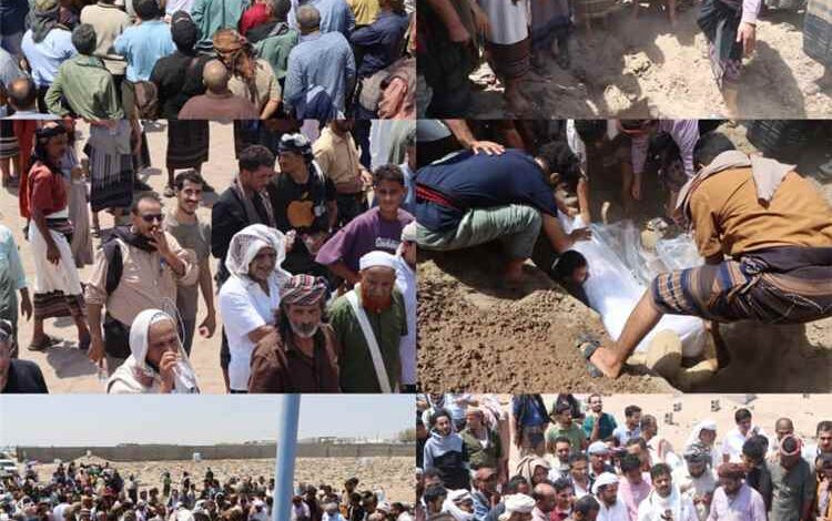 وصول جثمان فقيد الوطن الشيخ عيدروس صالح العيسي إلى عدن وتشييعه بحضور رسمي واجتماعي واسع
